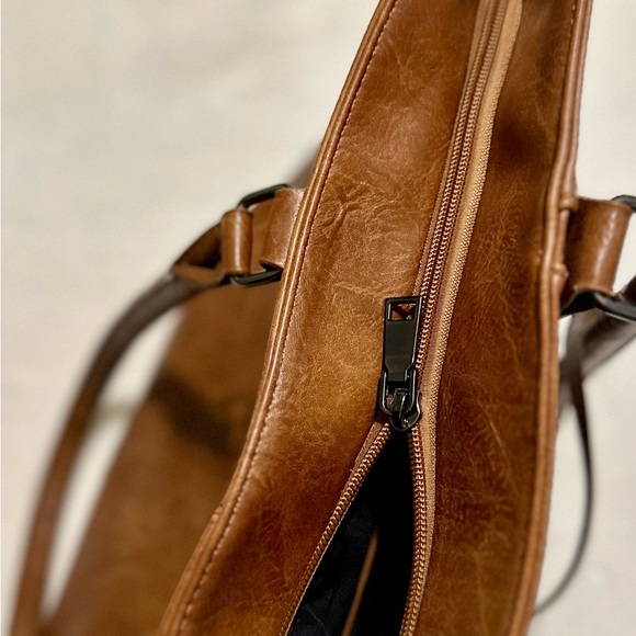 Antik Kraft brown leather purse/shoulder bag. - Picture 4 of 6